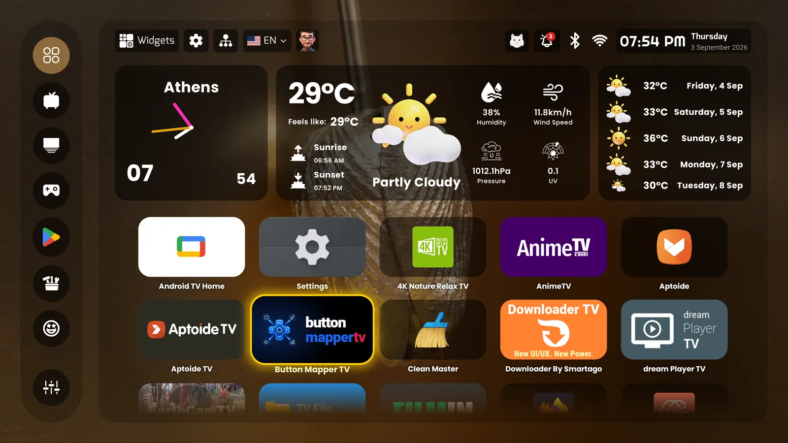 PLUI home screen: glass clock, weather and five-day forecast over a wallpaper, app grid below